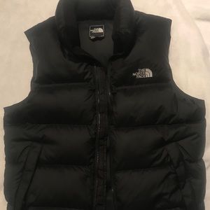 Men’s North Face vest